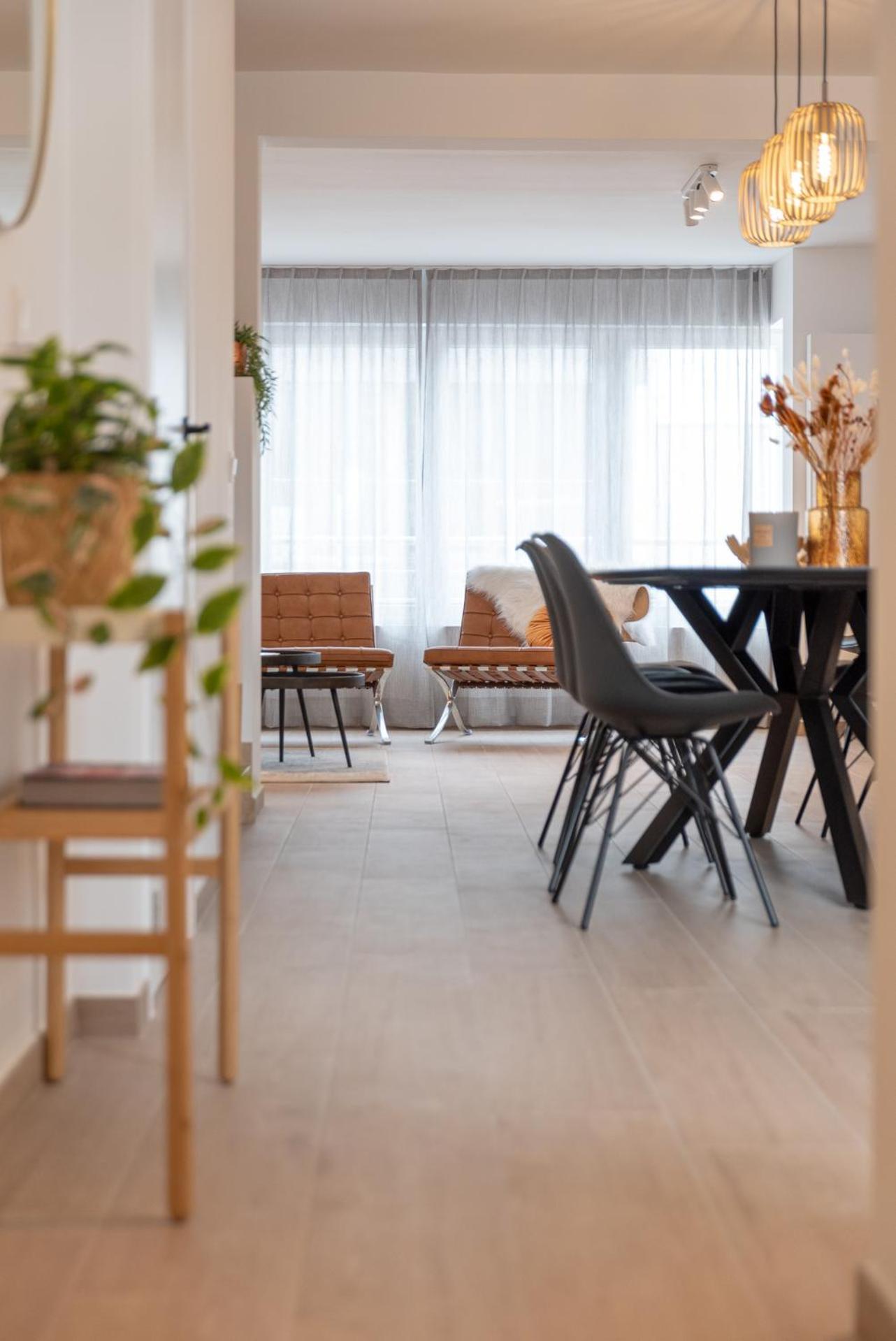 Spacious Penthouse For 8 People In The City Centre Oostende Buitenkant foto